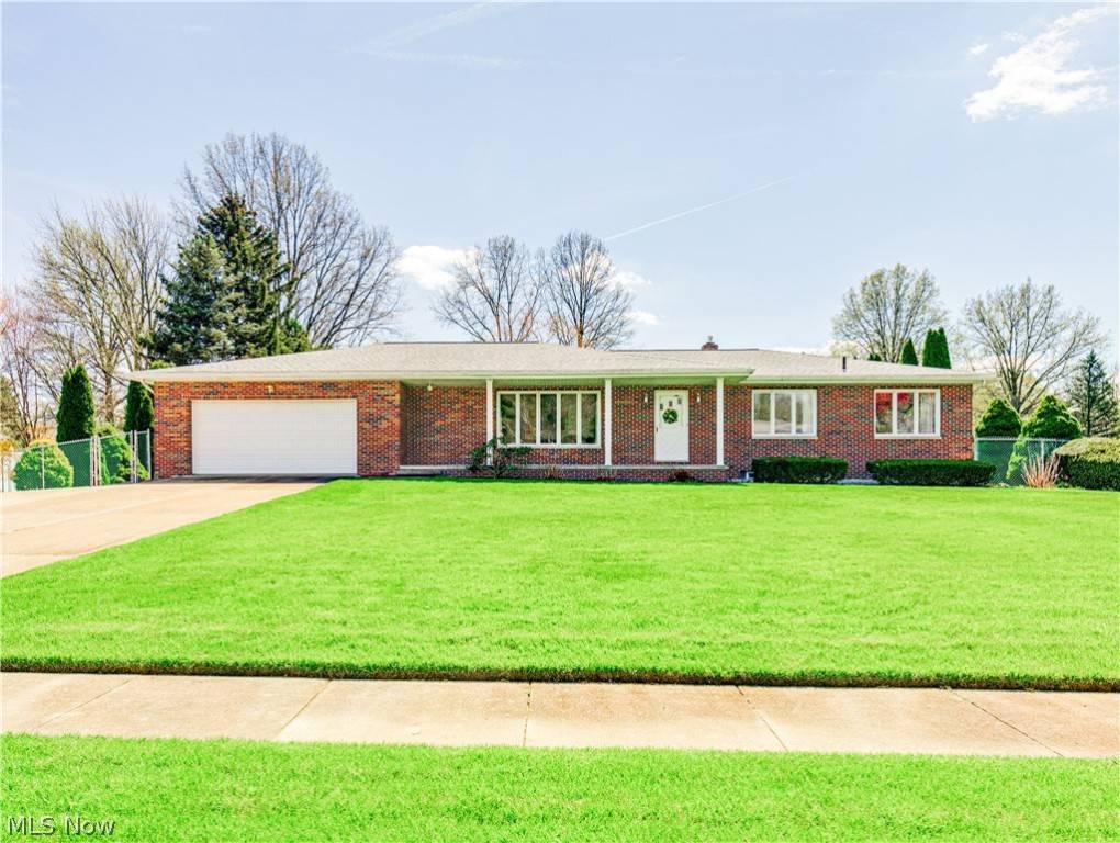 Tallmadge, OH 44278,758 Penn Wood DR