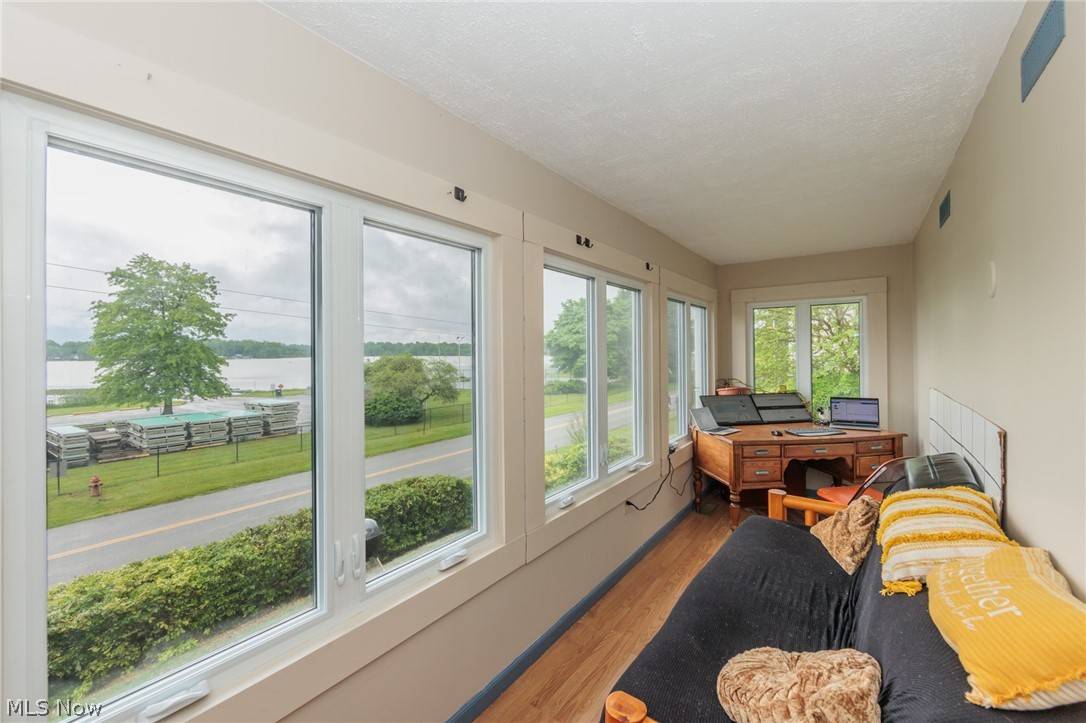 Lakemore, OH 44250,2428 Lakeside DR