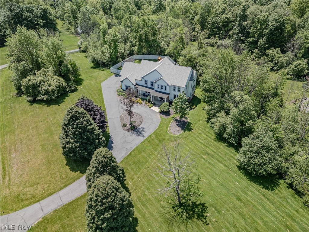 Chagrin Falls, OH 44022,1466 Bell RD