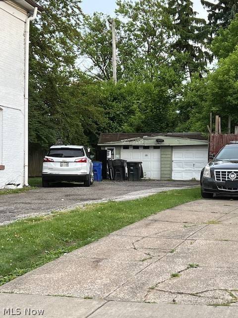 Cleveland, OH 44102,7401 Brinsmade AVE