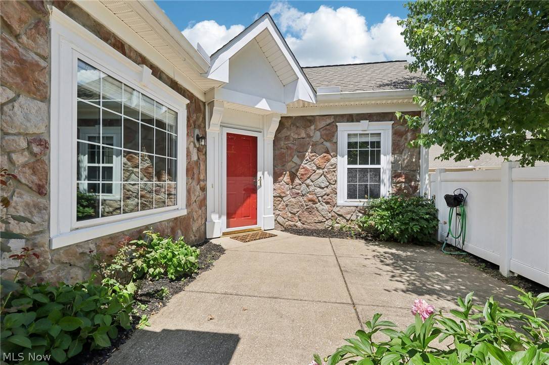 Northfield, OH 44067,8281 Cyrus LN