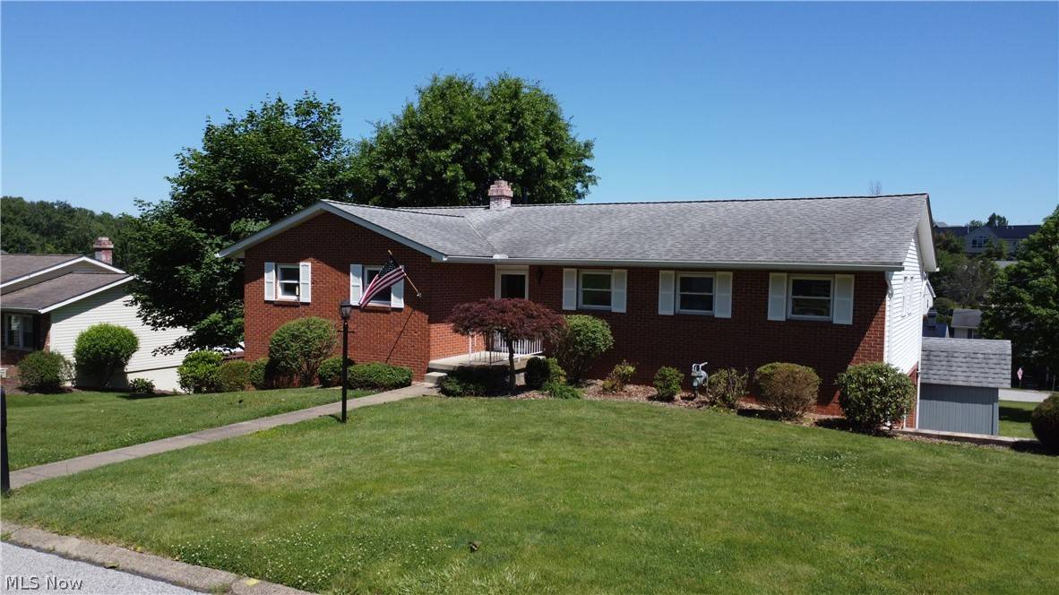 St. Clairsville, OH 43950,201 Greentree DR