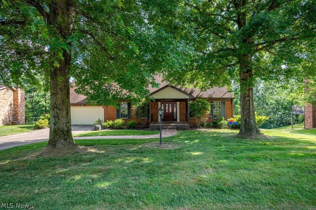 Parkersburg, WV 26104,235 North Hills DR