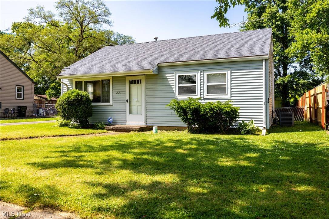 Elyria, OH 44035,221 Louisiana AVE