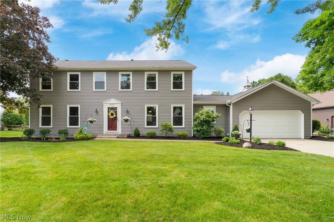 Akron, OH 44333,2474 Cardigan DR