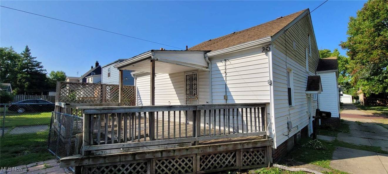 Cleveland, OH 44128,3981 E 154th ST