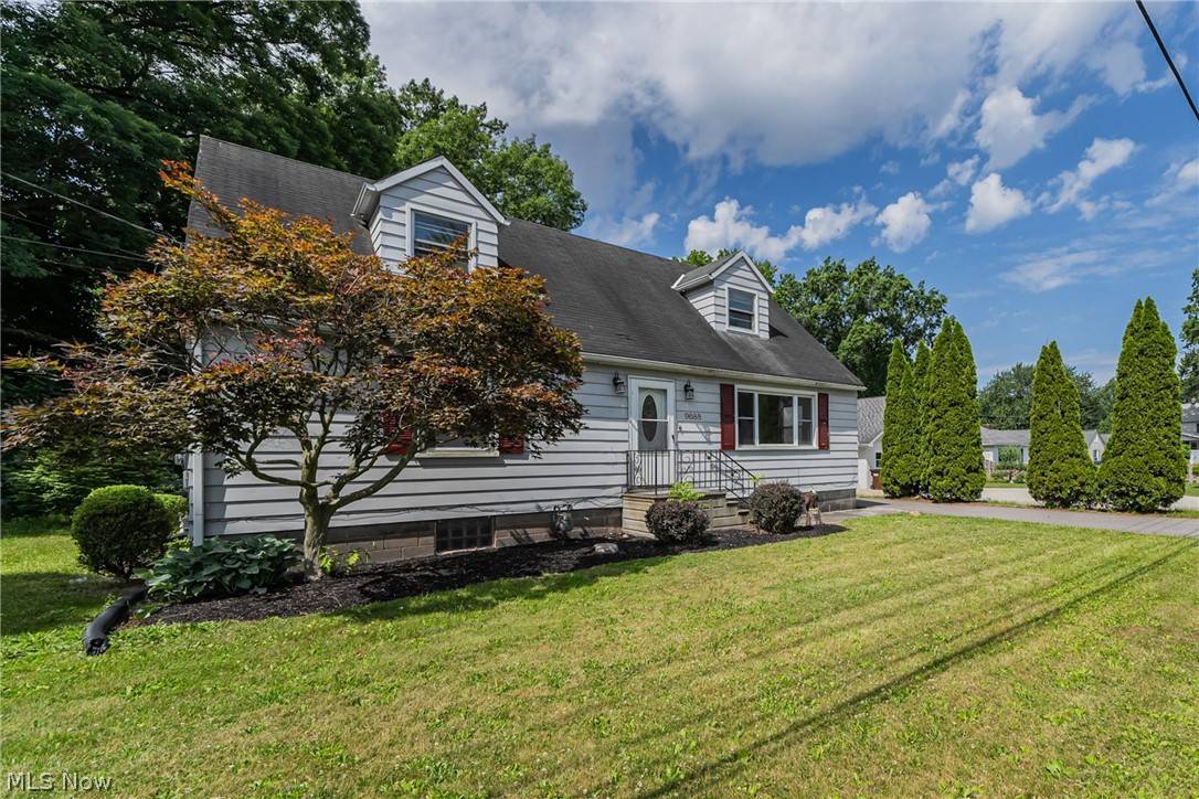 Elyria, OH 44035,9688 E River RD
