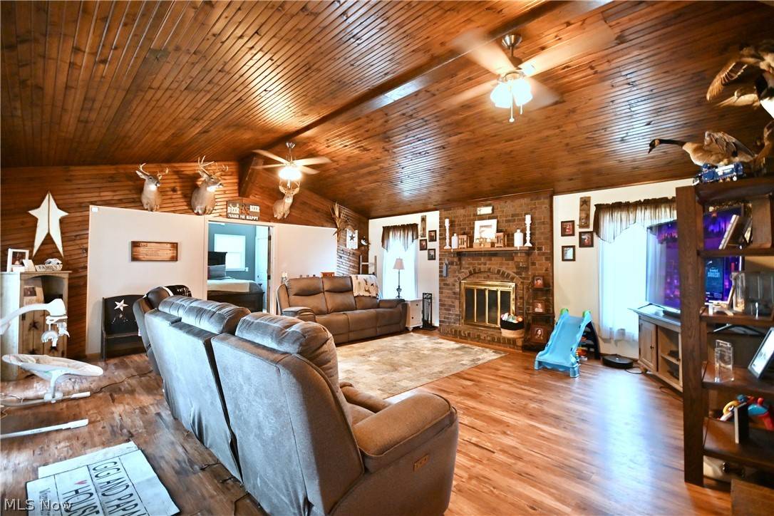 Youngstown, OH 44512,133 Runnemede DR