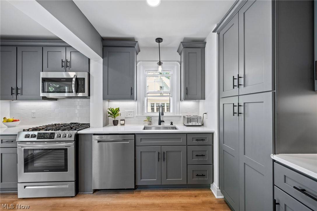 Willoughby, OH 44094,4668 Glenwood AVE