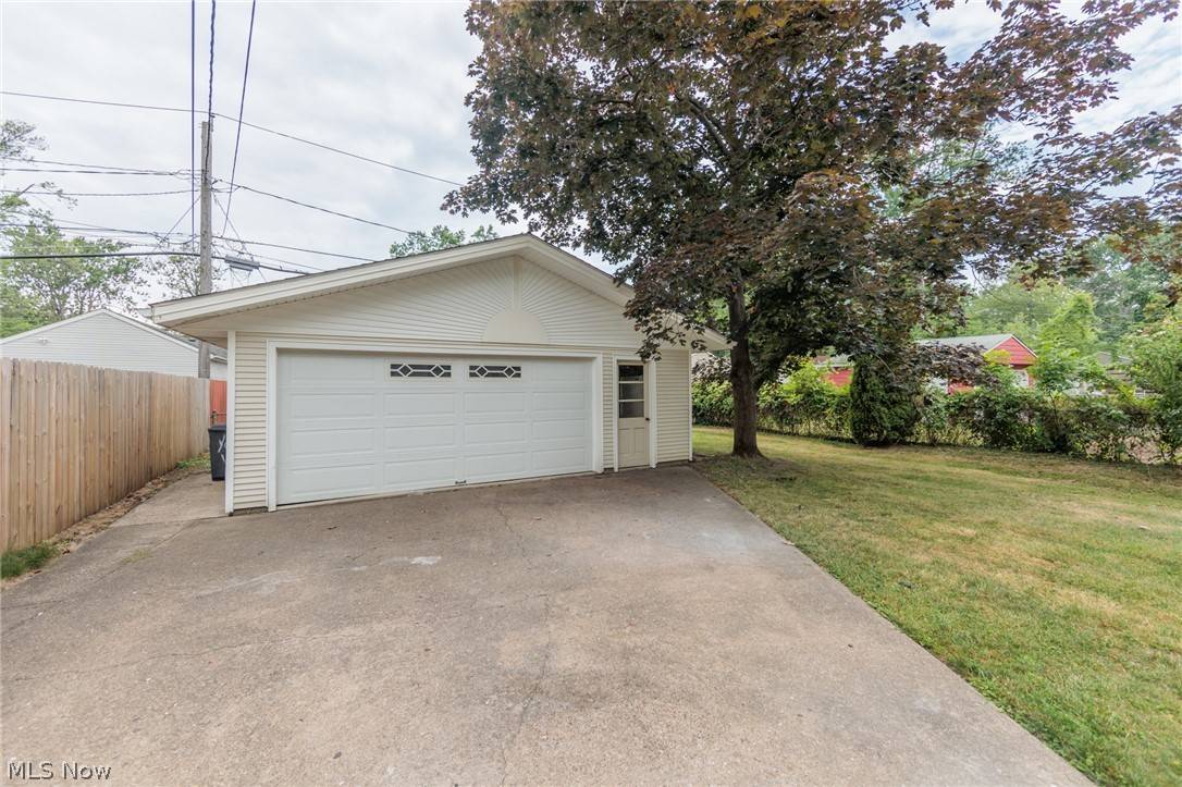 Avon Lake, OH 44012,352 Inwood BLVD