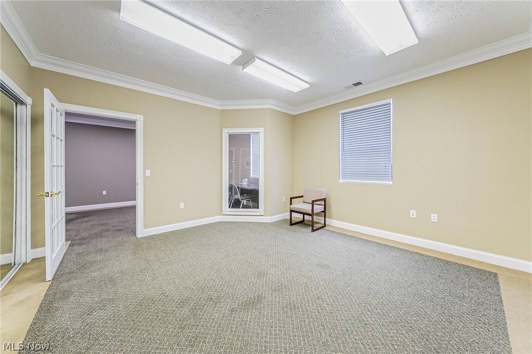 North Ridgeville, OH 44039,33438 Liberty