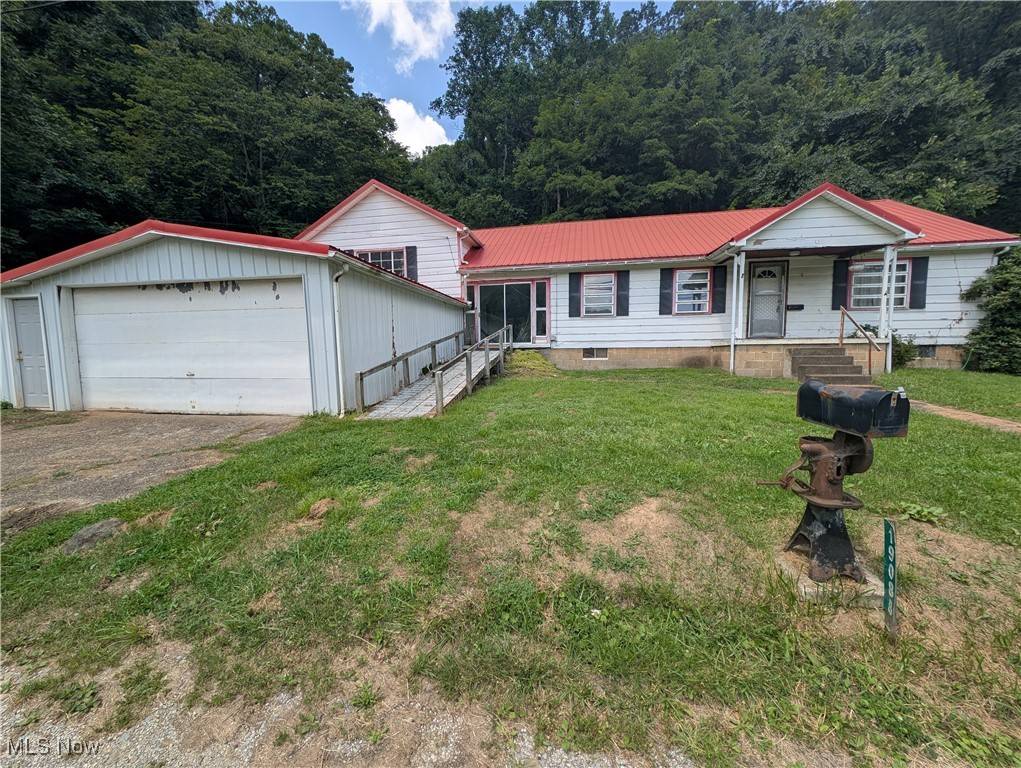 Orma, WV 25268,19088 South Calhoun HWY