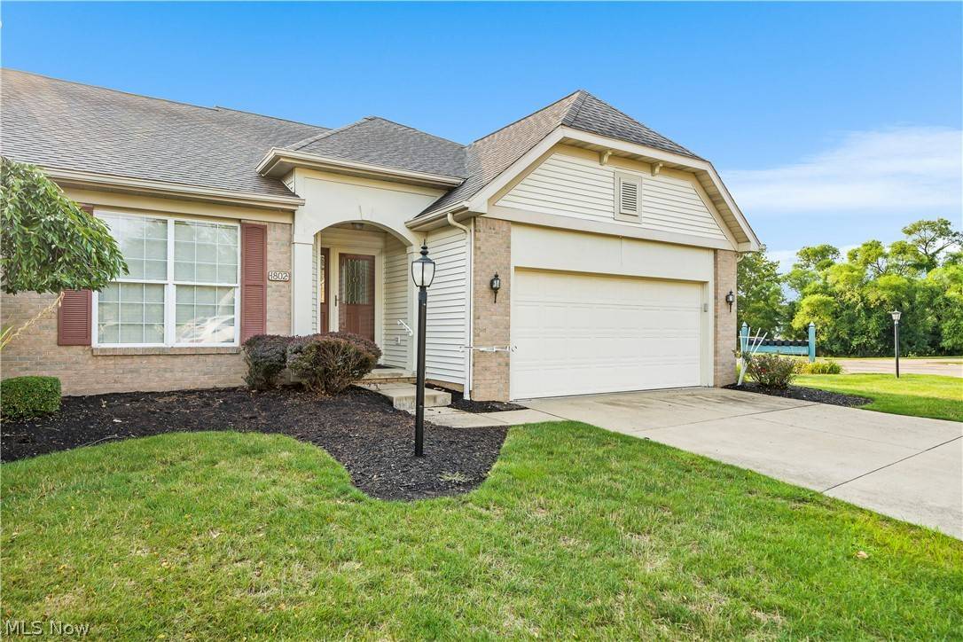 Canton, OH 44714,1802 Southpointe CIR NE