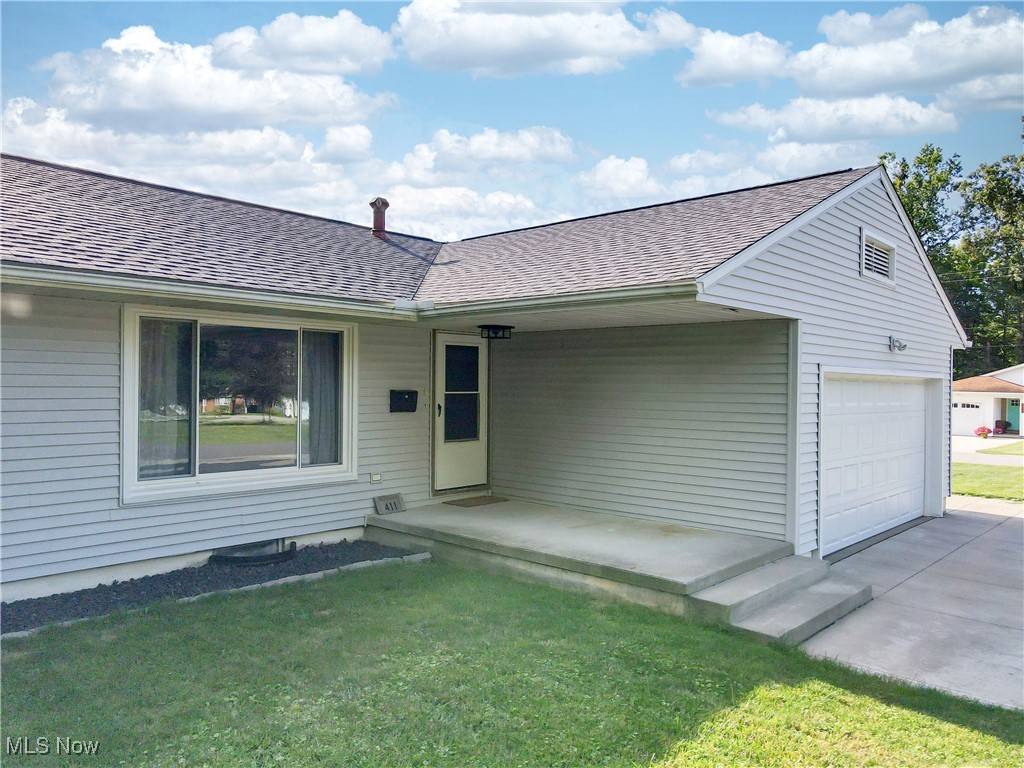 Ravenna, OH 44266,411 Crestwood DR