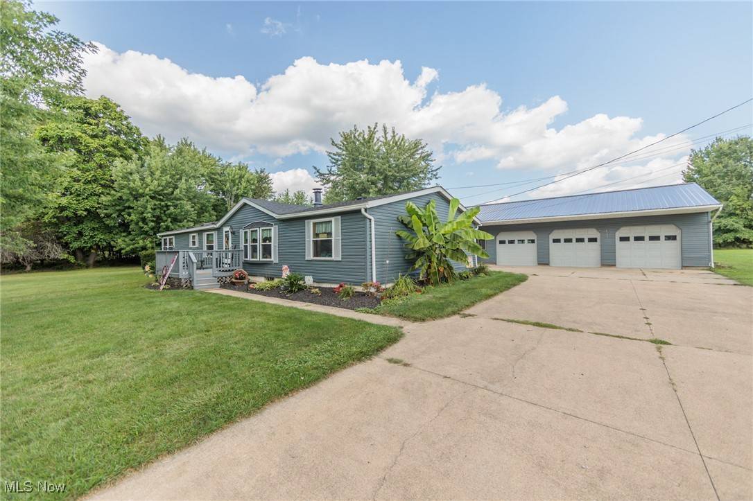 Wadsworth, OH 44281,10037 Homestead RD