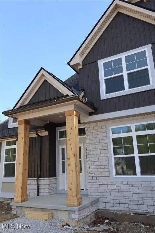 Westlake, OH 44145,4392 Palomar LN