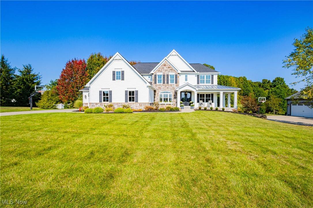 Hartville, OH 44632,407 Leighfield LN NE