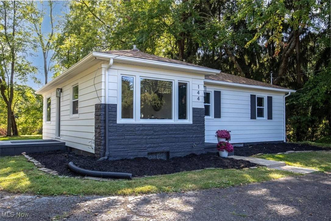 New Franklin, OH 44319,144 W Caston RD