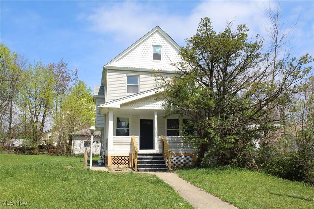 Cleveland, OH 44105,13721 Beachwood AVE