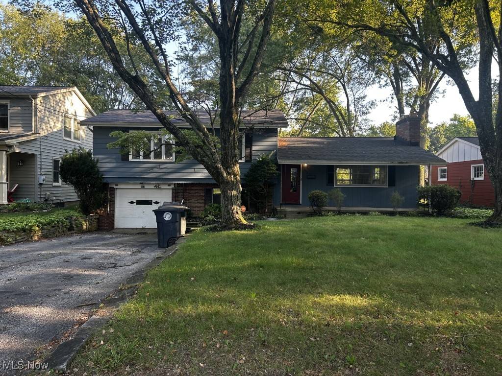 Akron, OH 44303,605 Mardon AVE