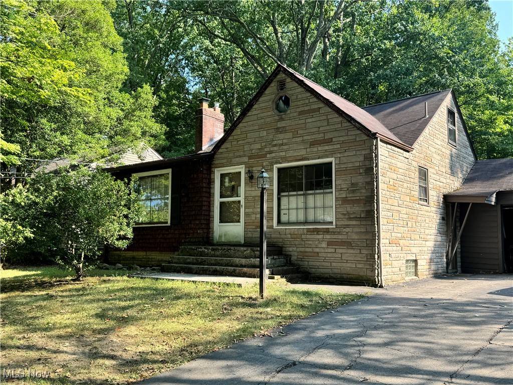 Youngstown, OH 44512,175 Homestead DR