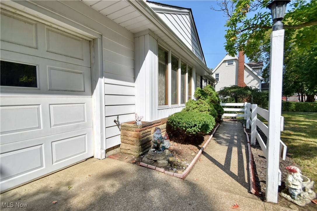 Mentor, OH 44060,8102 Midland RD