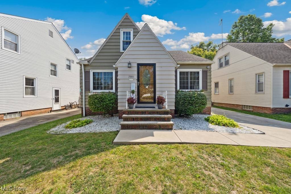 Cleveland, OH 44144,7005 Woodhaven AVE