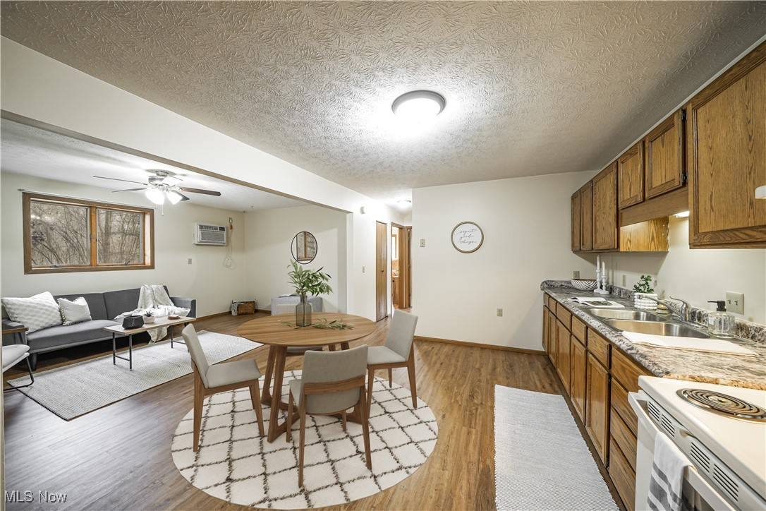 Garrettsville, OH 44231,8140 Southwood DR