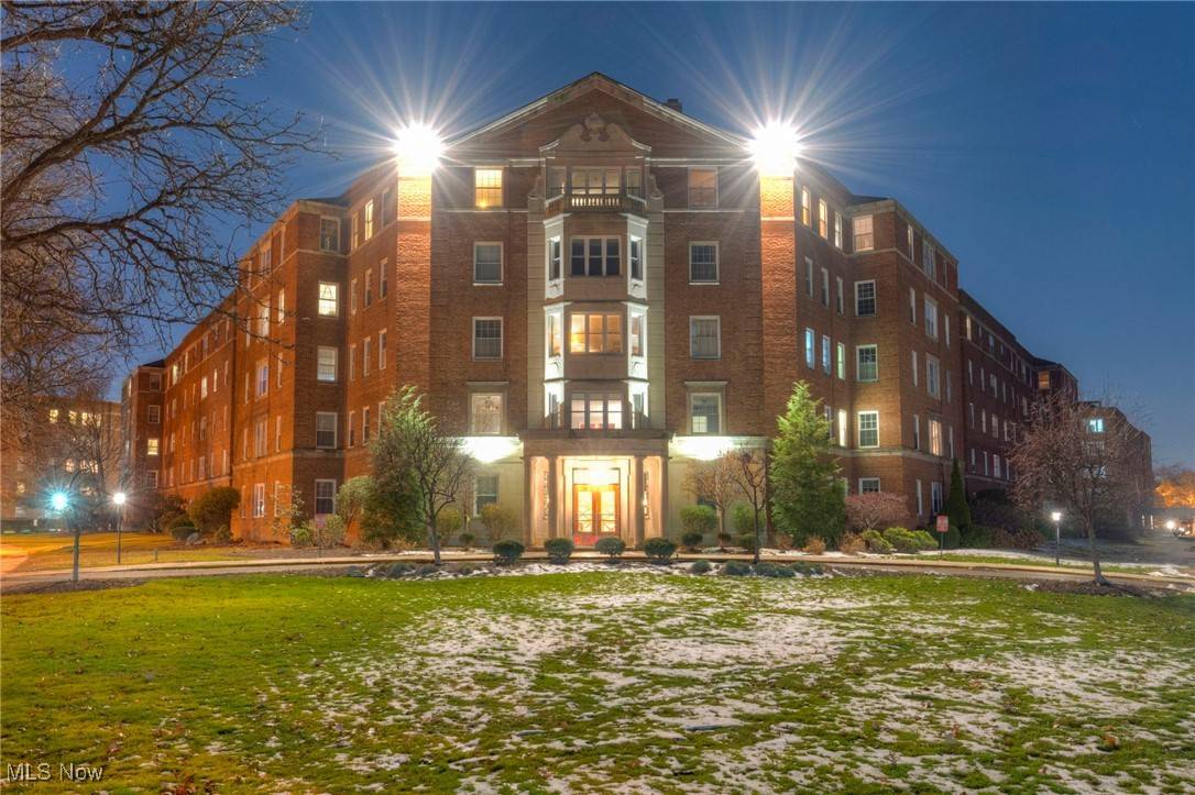Cleveland, OH 44120,13800 Fairhill RD
