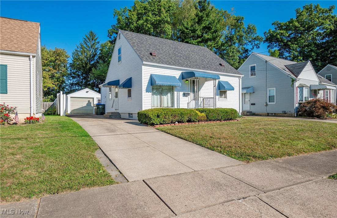 Cuyahoga Falls, OH 44221,419 Archdale AVE
