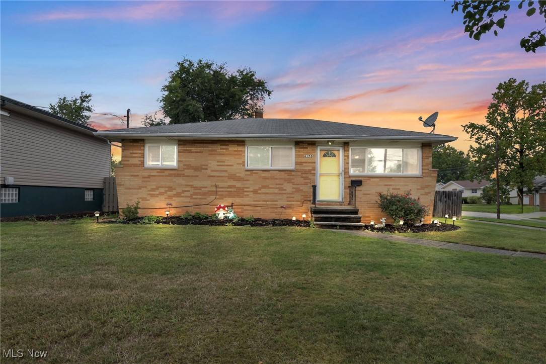 Brook Park, OH 44142,6170 Michael DR
