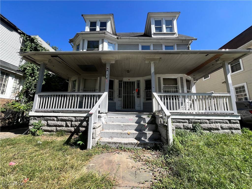 Cleveland, OH 44103,2181 E 80th ST