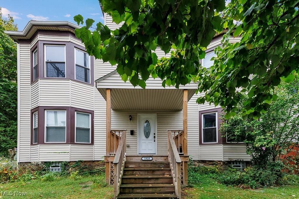 Cleveland, OH 44102,1928 W 65th