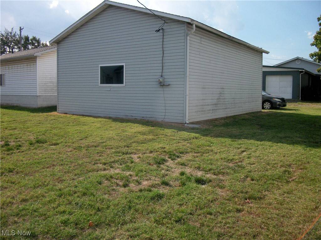 Belpre, OH 45714,609 Lambert ST
