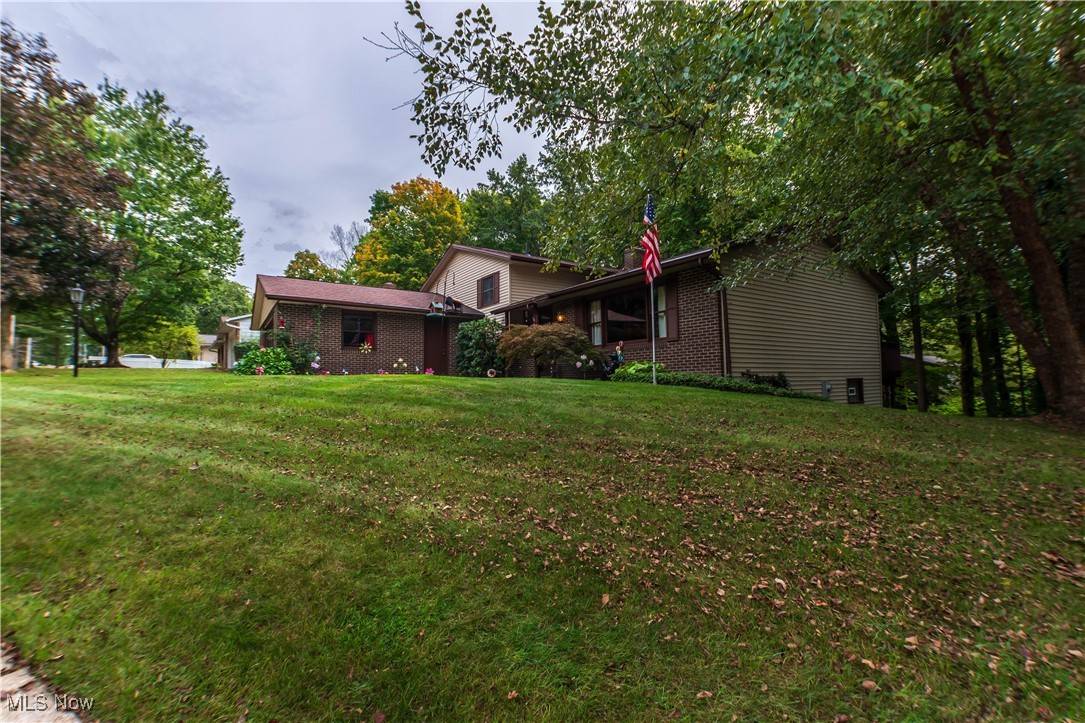 Wooster, OH 44691,1425 Hickory LN