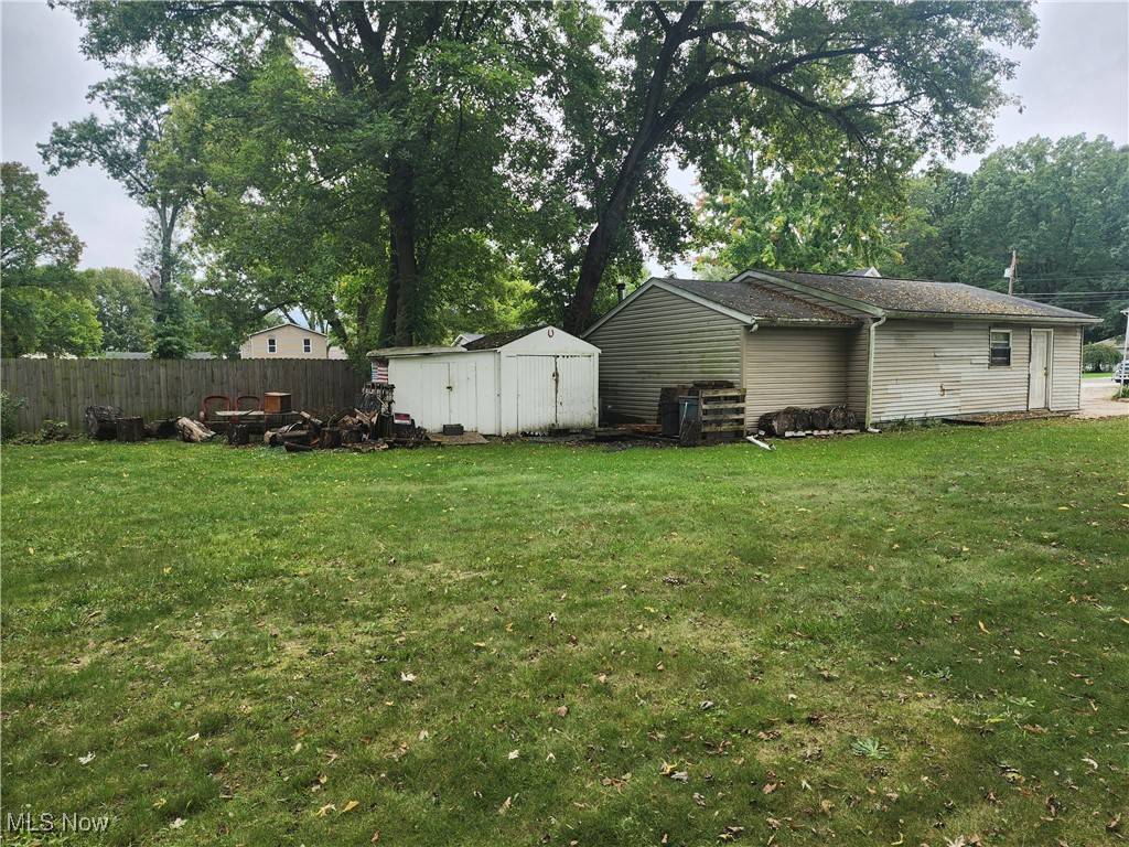 Lakemore, OH 44312,2261 Lake RD