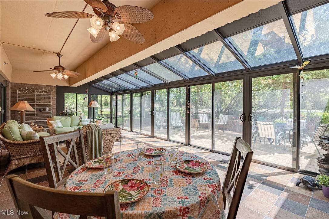Beachwood, OH 44122,27500 Cedar RD #T-8