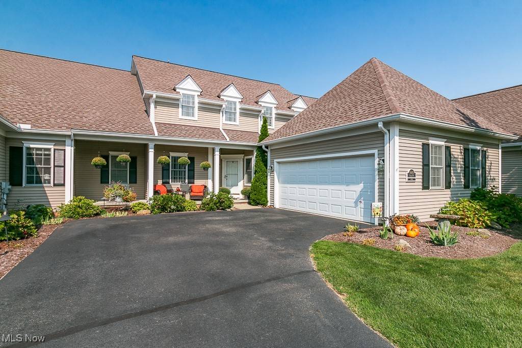 Chagrin Falls, OH 44023,16870 Knolls WAY