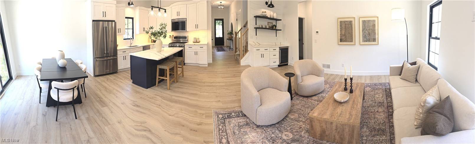 Middleburg Heights, OH 44130,6728 Benedict DR