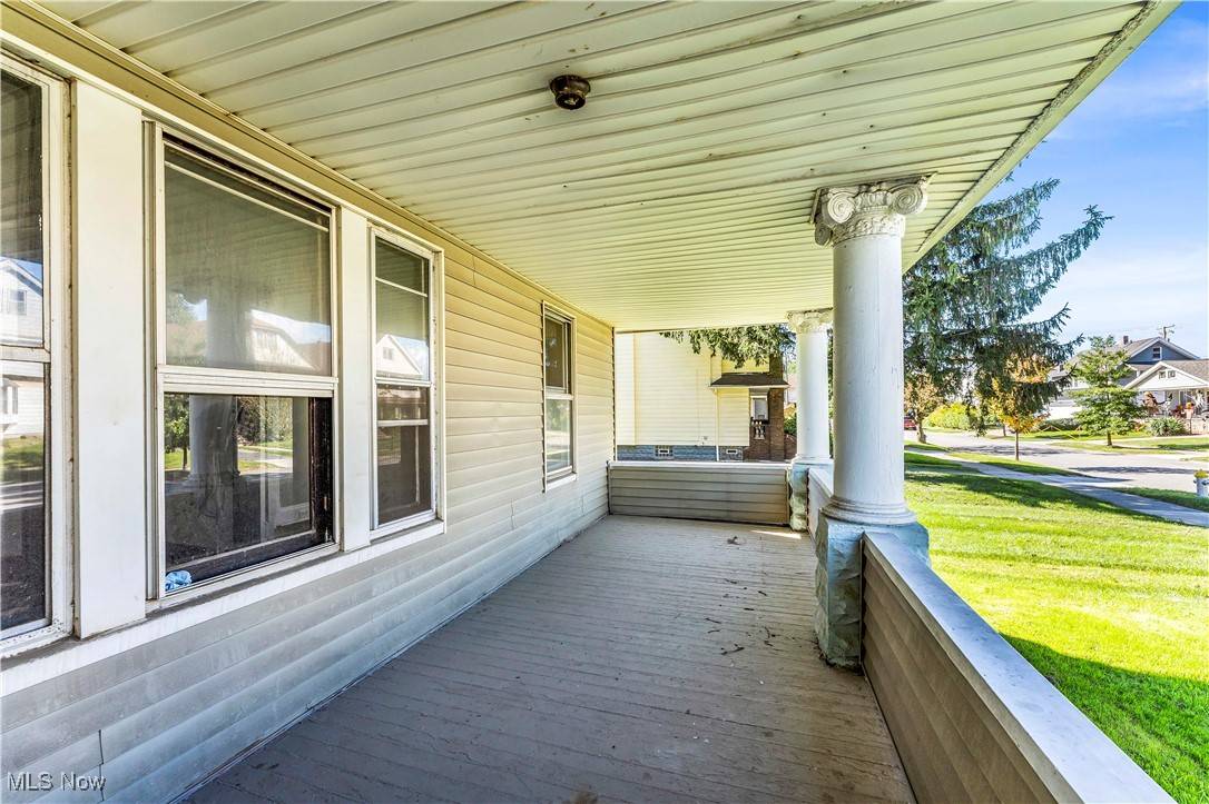 Newburgh Heights, OH 44105,4408 Alpha AVE
