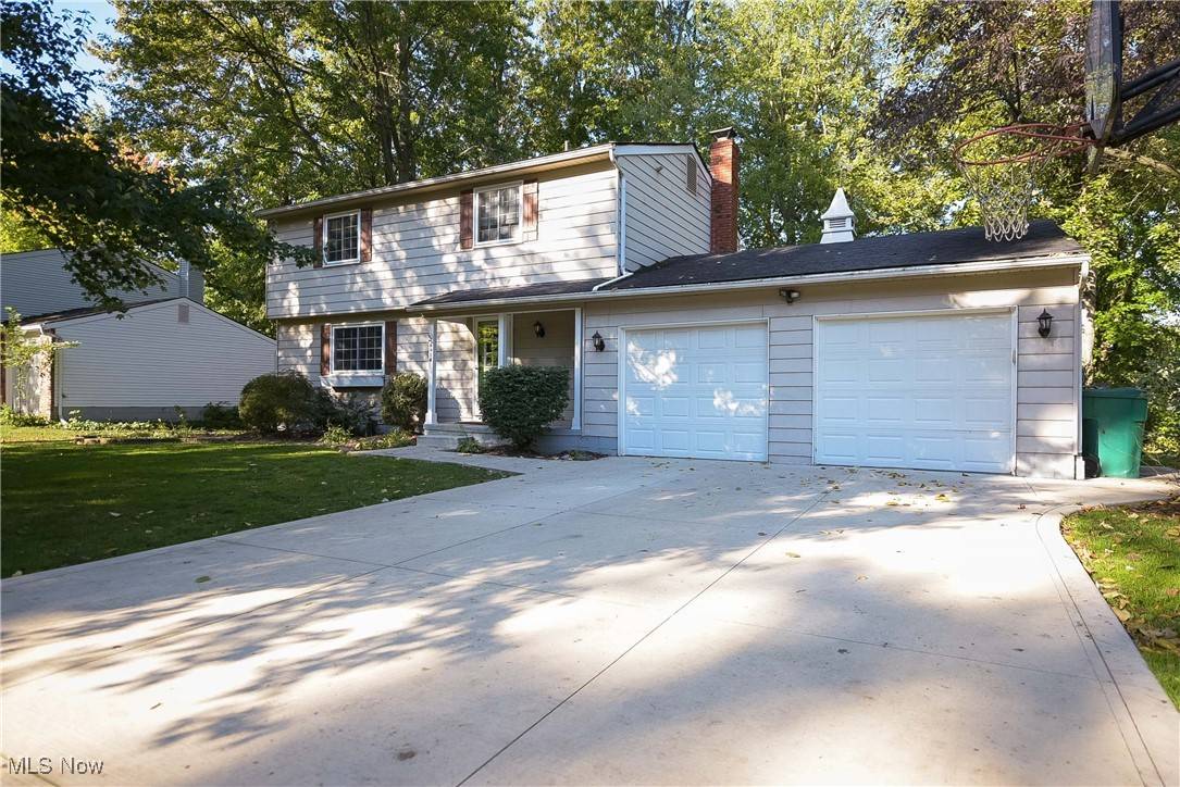 Mentor, OH 44060,6914 Traymore CT