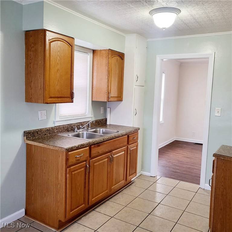 Lorain, OH 44052,3171 Mckinley ST
