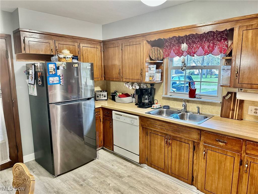 Zanesville, OH 43701,1050 Lake View DR