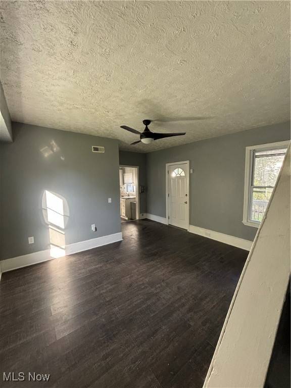 Cleveland, OH 44105,3788 E 52nd #REAR