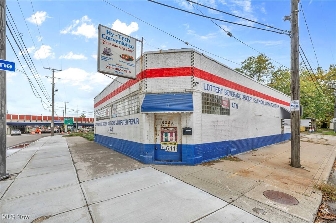 Cleveland, OH 44110,625 E 140th ST