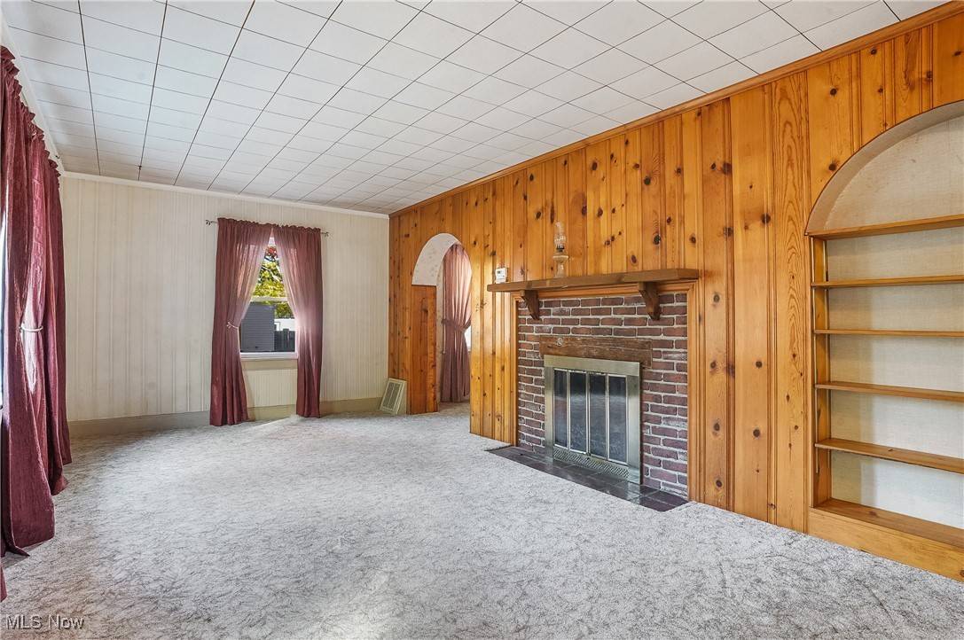 Cuyahoga Falls, OH 44221,2663 Owaisa RD