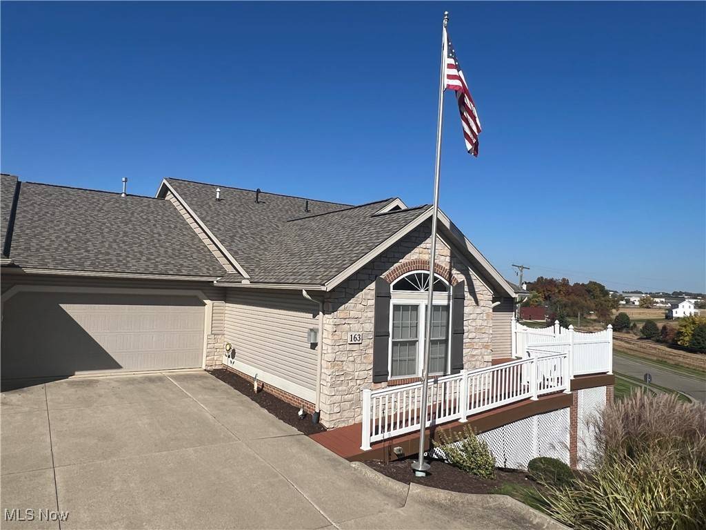 Sugarcreek, OH 44681,163 Heritage SE