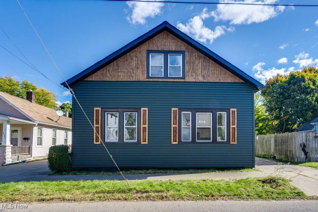 Cleveland, OH 44102,3207 W 50th ST