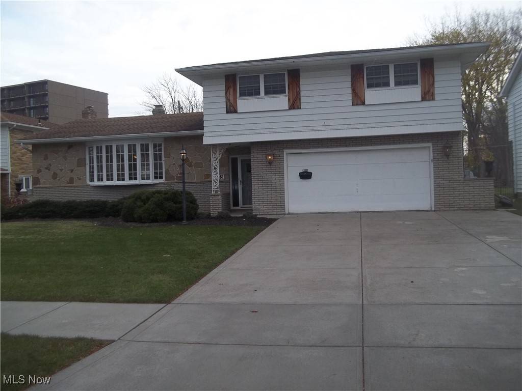 Parma Heights, OH 44130,6981 Anthony LN
