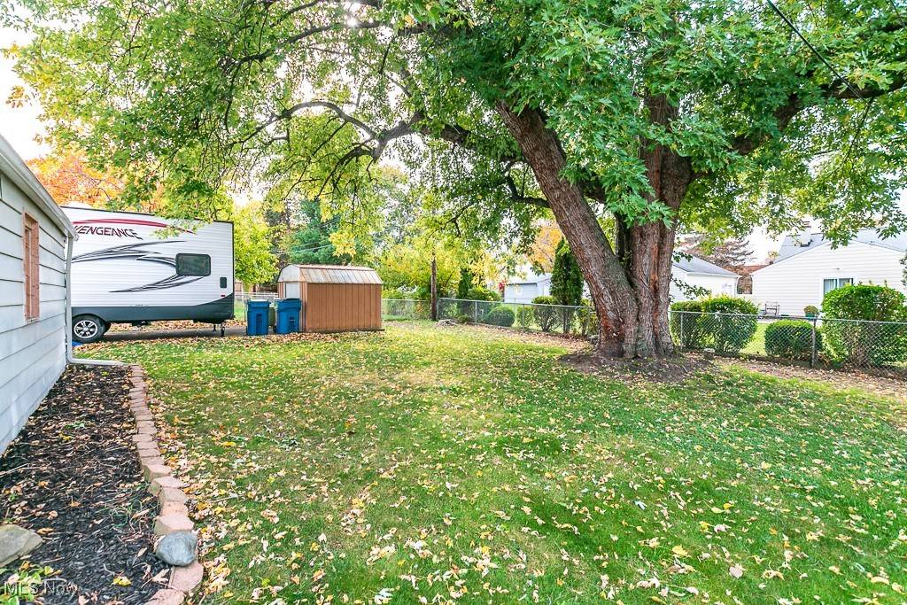 Willoughby, OH 44094,5412 Melody LN